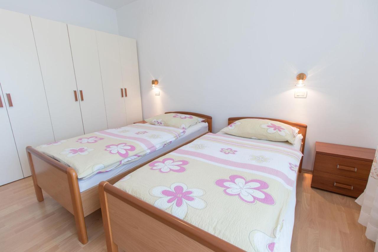Apartments Vesna Abbazia Esterno foto