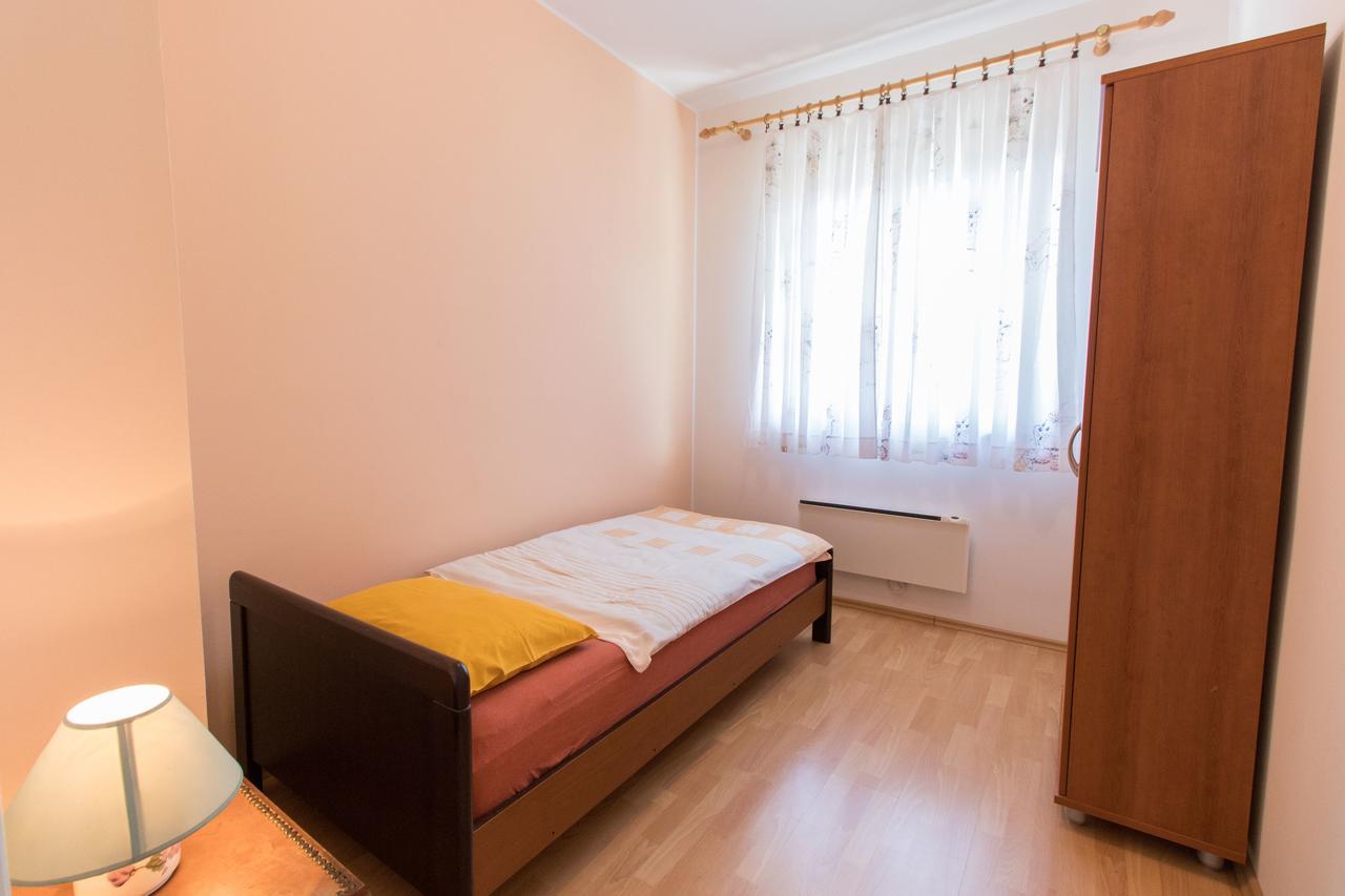 Apartments Vesna Abbazia Esterno foto